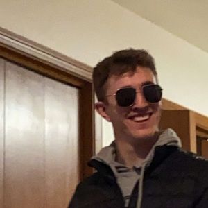 Meet your Posher, Gabe